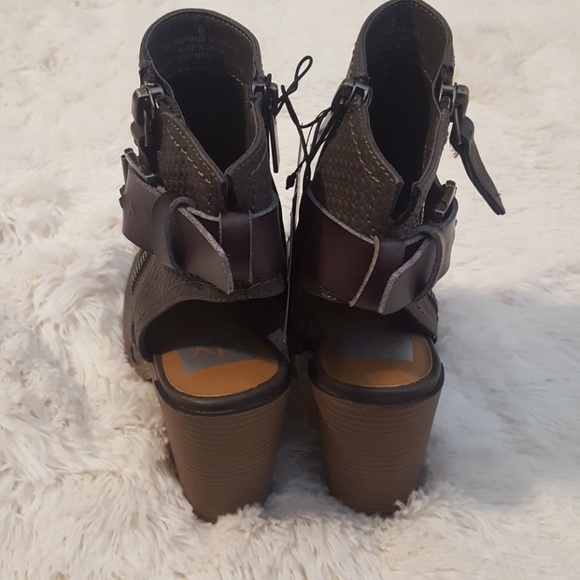 Brown gray open toe booties. New with tags - Picture 3 of 6